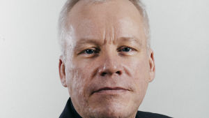 Tomi Timperi, verksamhetsledare på Miessakit rf. Bild på Tomi Timperi, verksamhetsledare på Miessakit rf.