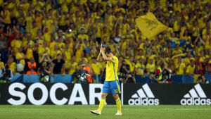 Anfallsstjärnan Zlatan Ibrahimovic har egentligen tackat för sig i landslaget, men… Zlatan Ibrahimovic i svenska landslaget 2016.