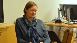 Ekonomichef Charlotta Lindvall har inte märkt någon skillnad i att ha en ledning med enbart kvinnor. Närbild av Charlotta Lindvall, ekonomichef i Ingå.