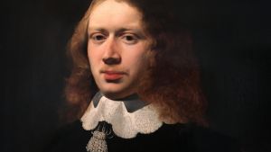 En man målad av Caesar van Everdingen. Det flerradiga pärlsmycket är ett sällsynt blickfång. En man i svart skjorta och spetskrage i en målning från 1600-talet.