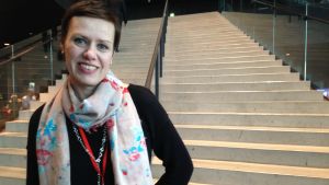 Maarit Feldt-Ranta väljer att skriva sin kolumn i en webbtidning som ägs av Samlingspartiet. Maarit Feldt-Ranta