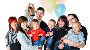 Teiniäitien kolmas kausi alkaa 6.10.2014 Teiniäitien odotettu kolmas kausi alkaa 6.10.