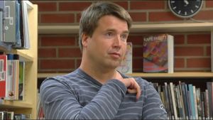 Elias Simons favoritbibliotek är egentligen ett annat Elias Simons trivs på biblioteket