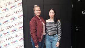 Jessica Sjöholm och Ida Wallin Jessica Sjöholm och Ida Wallin studerar på socionomlinjen vid Novia i Vasa.