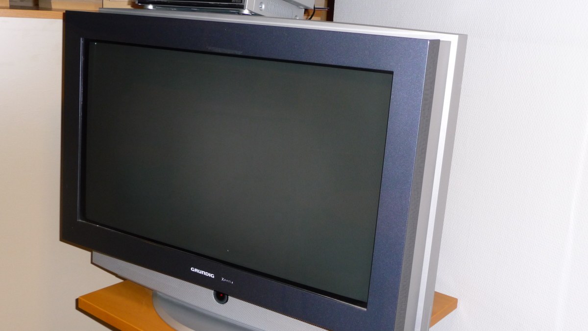 Svart Hår tv rutan blir tidvis svart den h 195 164 r veckan i s 195 182 dra Svart Hår tv rutan blir tidvis svart den h 195 164 r veckan i s 195 182 dra