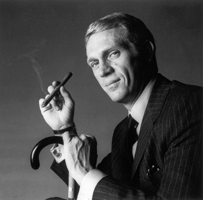Steve McQueen elokuvassa Thomas Crownin tapaus