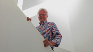 Pekka Tuomaala berättar om forskningsprojekt.