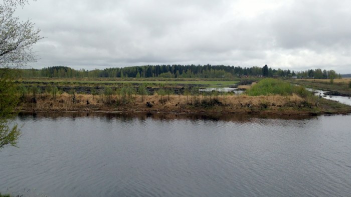 Muddermassorna från muddringen.