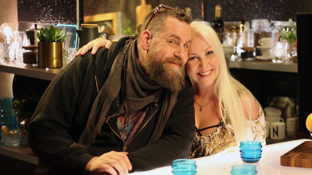 Raitis dating