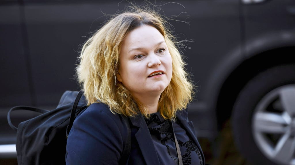 Kiuru Kertoo Millaisin Pelisaannoin Hallitus Avaa Ravintolat Kesakuussa Yle Uutiset Suora Tv Areena Yle Fi