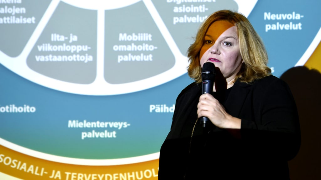 Ministeri Kiuru Valaisee Hallituksen Sote Suunnitelmia Yle Uutiset Suora Tv Areena Yle Fi