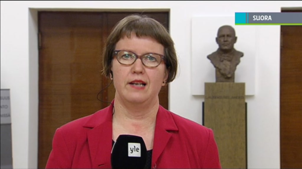 Uutisvideot Ylen Toimittaja Pirjo Auvinen Analysoi Hallituskriisin Kaanteita Uutisvideot Tv Areena Yle Fi