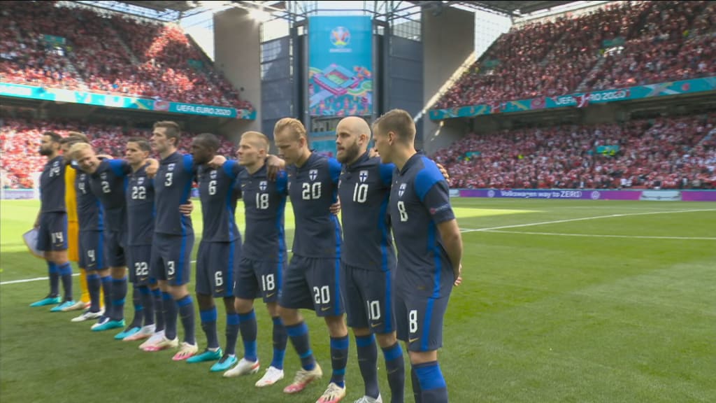 Finlands nationalsång och fotbollsherrarna spelar EM-slutspelsmatch för första gången | Euro ...