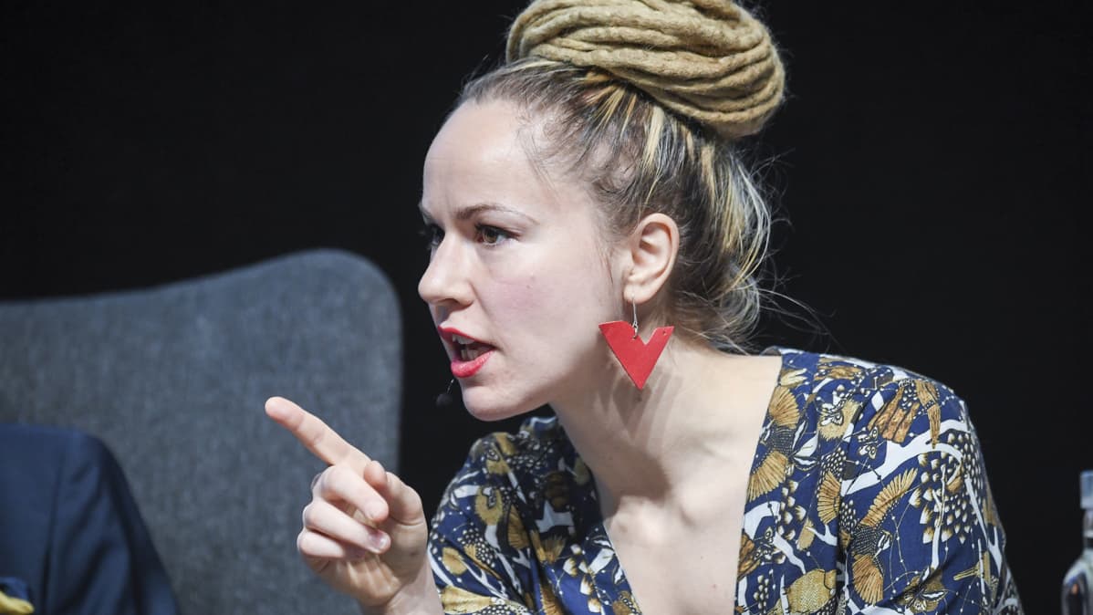 Tuleva Ministeri Hanna Sarkkinen Odottaa Lasta Ei Aiheuta Muutoksia 