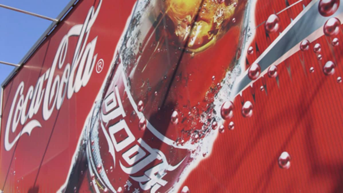 Kiina torppasi coca colan ostoaikeet yle uutiset yle fi