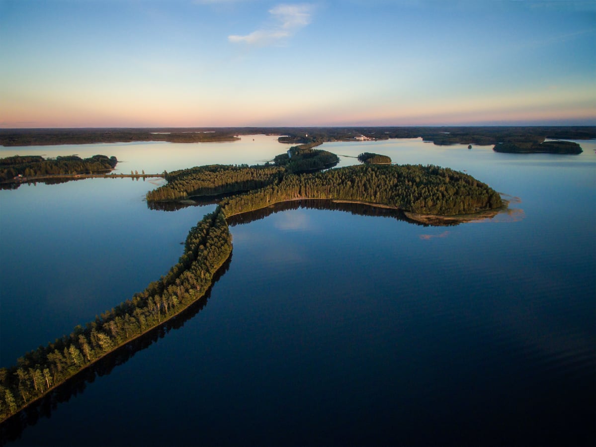 This inverted river in Finland (Photo: Lassi Matero) : r/europe