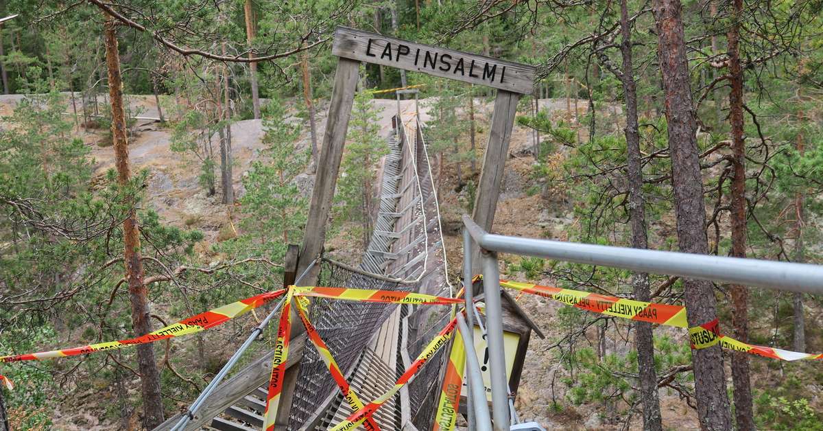 Repoveden rikkoutunut riippusilta korvataan veneellä lauantaista ...