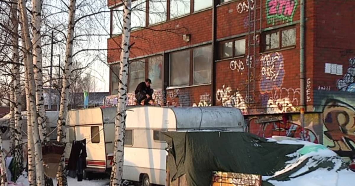 Four Roma Families Accept Emergency Housing Offer Yle