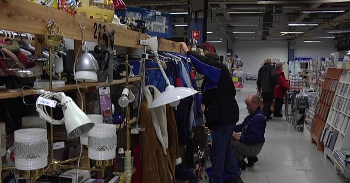 Uusi kirppisyrittäjä hyvittää Eurokirppiksen velkoja | Yle