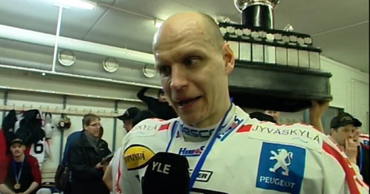 Konkaripuolustaja jatkaa JYPissä Hyökkääjäksi Cory Quirk Yle