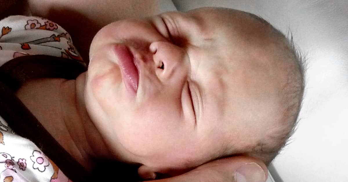 Vauvan itkun syyn voi selvittää silmistä ja huudon voimakkuudesta | Yle  Uutiset