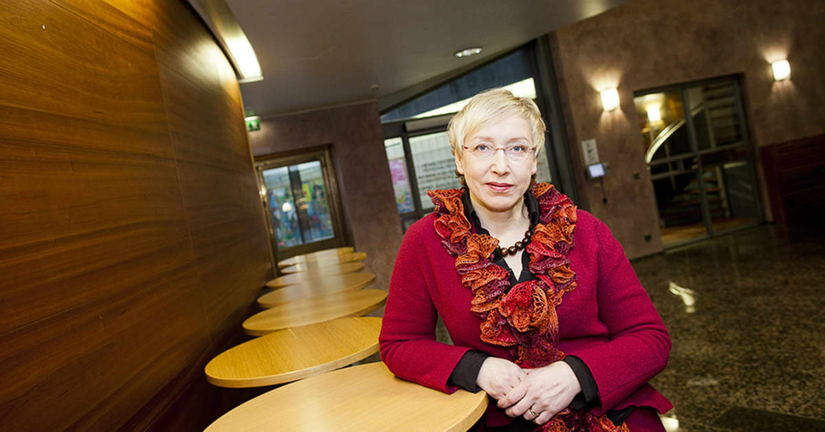 Outgoing children’s ombudsman snags sign language award Yle