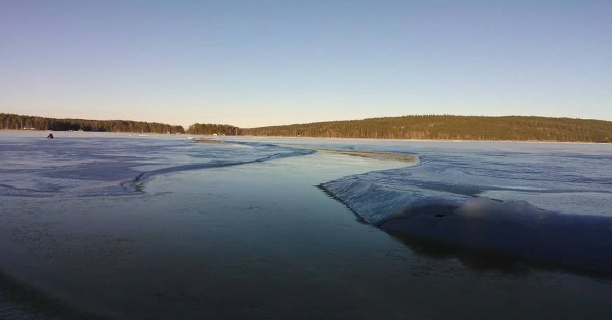 Lämpötilan vaihtelu voi repiä jäähän railoja – pelastuslaitos ...