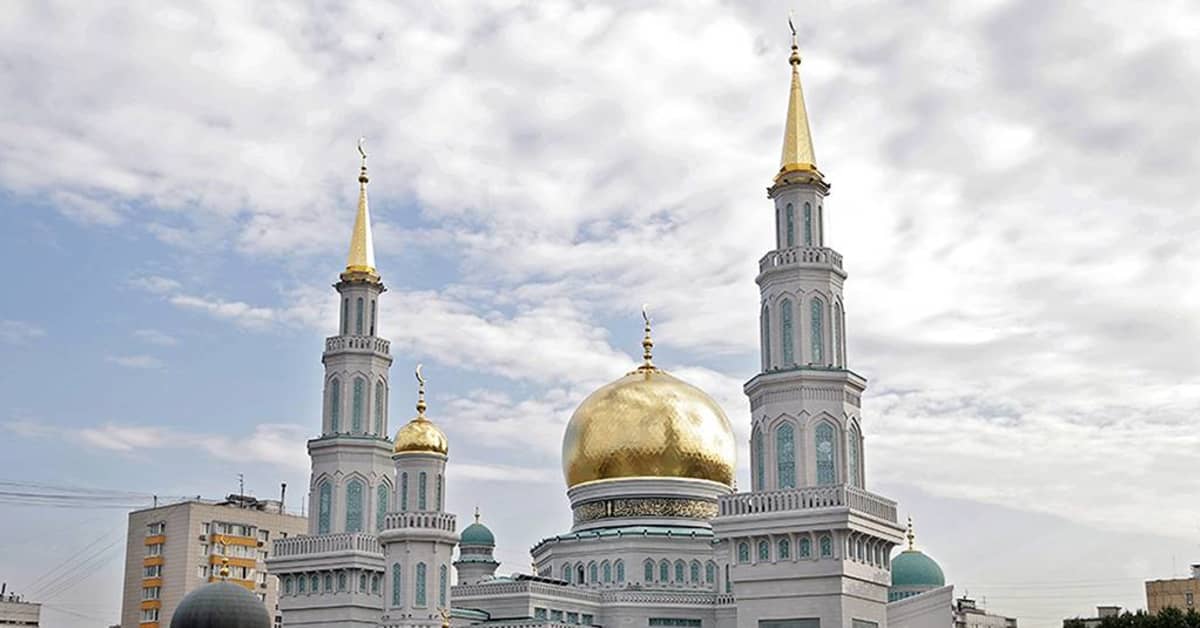 Katso video: Moskovan suurmoskeija vihittiin – Putin muistutti Venäjän  monikulttuurisuudesta | Yle Uutiset