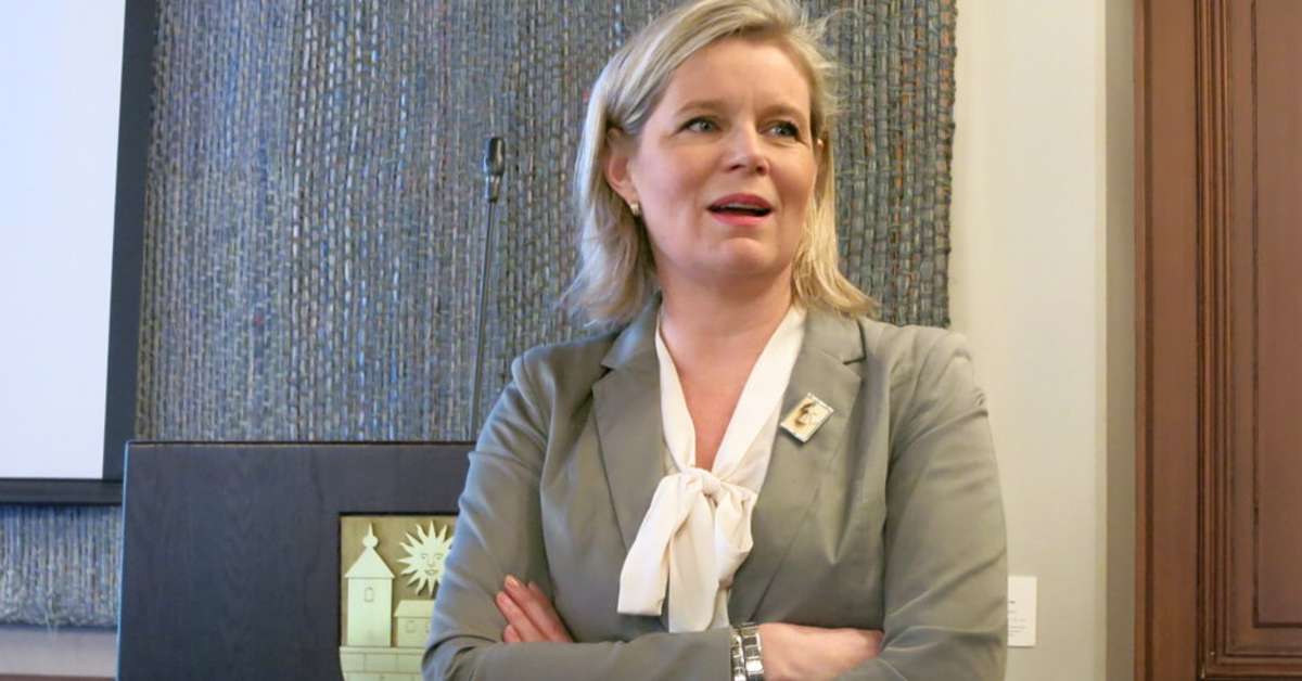 Sari Rautio Hämeenlinnan huonosta taloustilanteesta: 