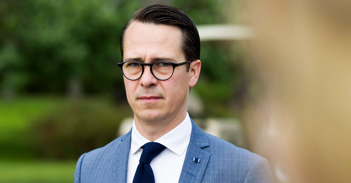 Finland's ex-minister Haglund joins Accenture's Nordic unit | Yle