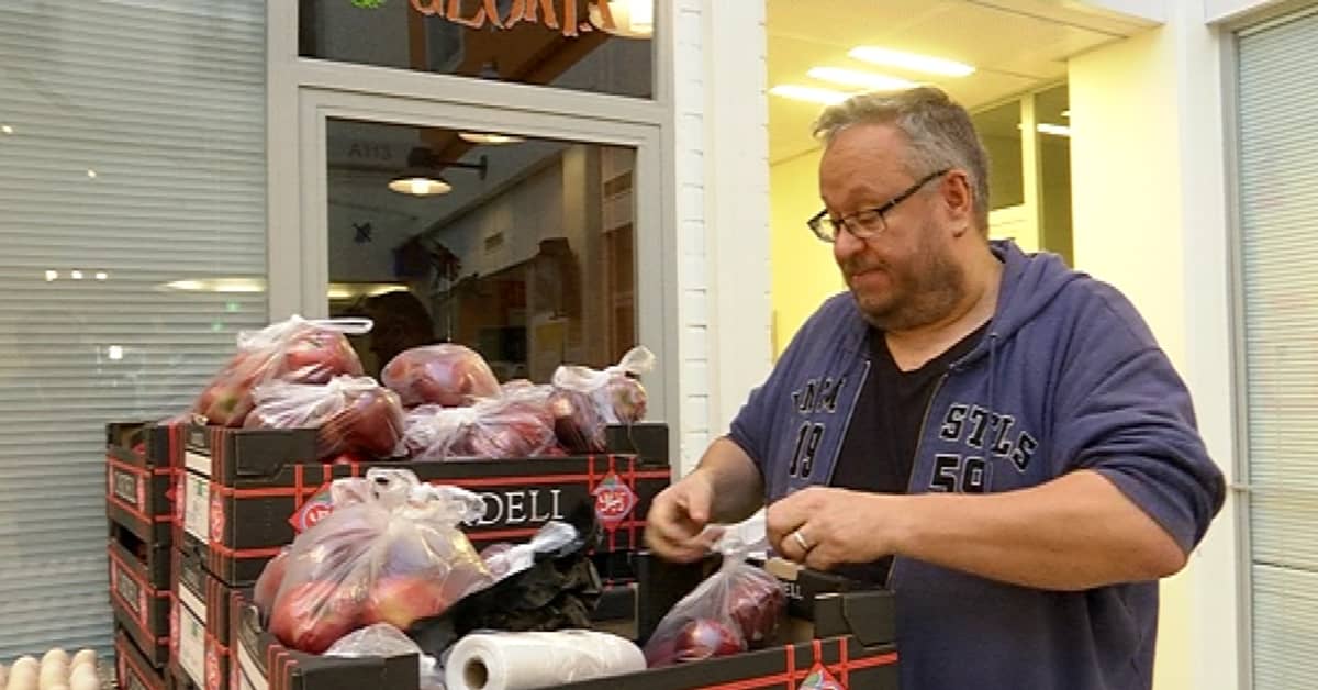 Operaatio Jouluapu jakaa satoja ruokakasseja jouluaattona Jyväskylässä |  Yle Uutiset