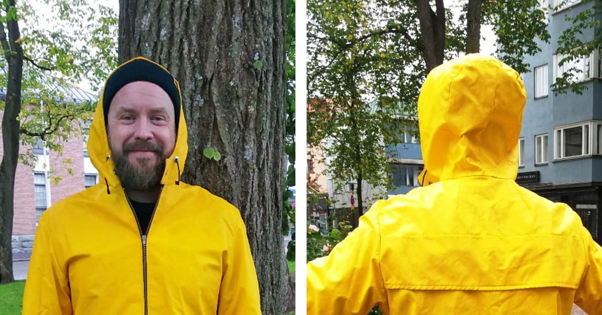 Buy yellow raincoat deals