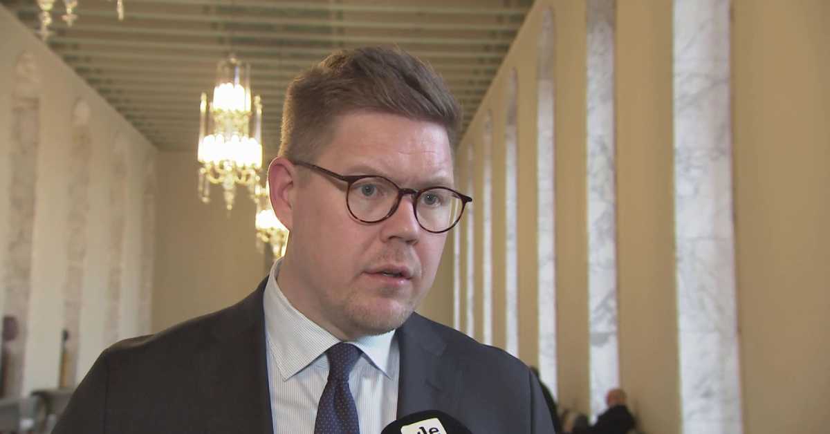Oppositiojohtajat tyrmäävät hallituksen säästöpaketin – Lindtman kuvaa säästöjä kohtuuttomiksi