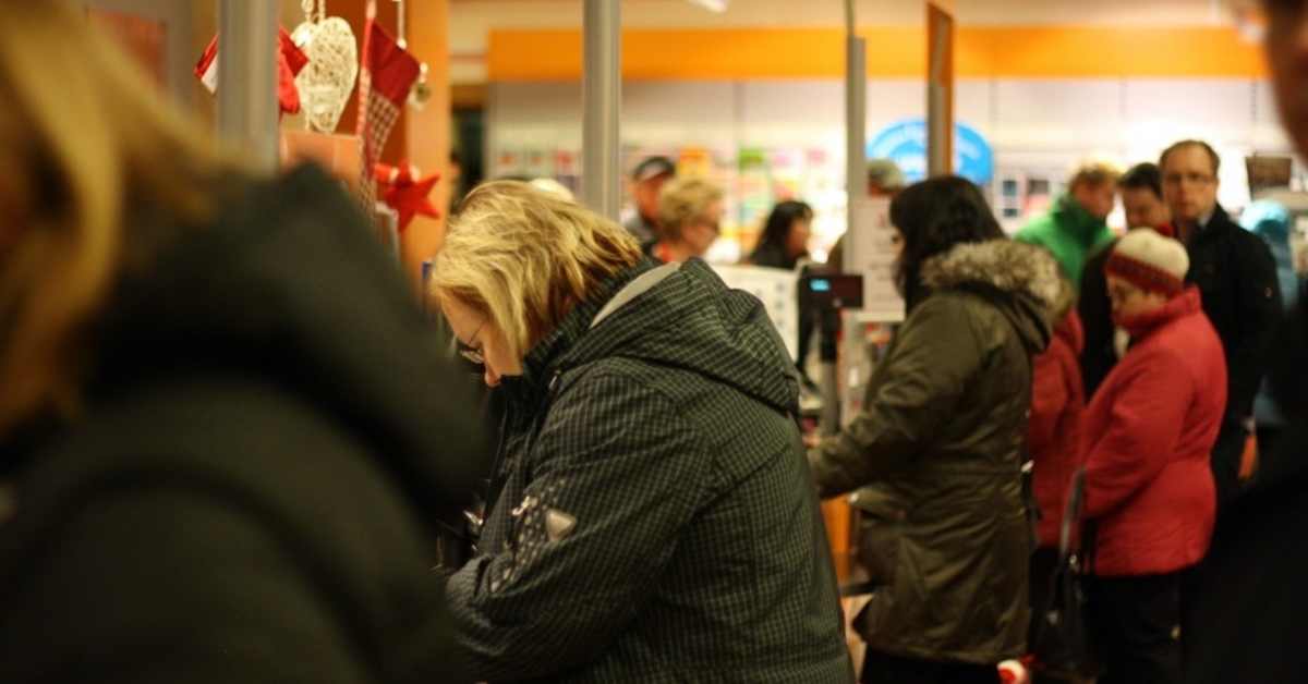 Sista chansen att posta julkorten Österbotten Svenska Yle
