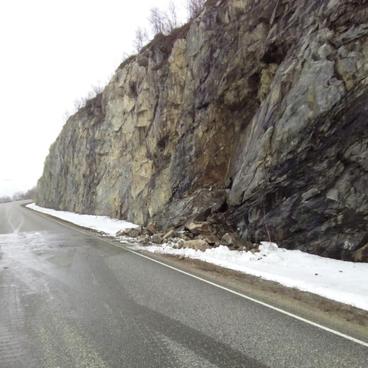 Kalliota sortui Utsjoen Kirkkopahdassa 14.5.2020