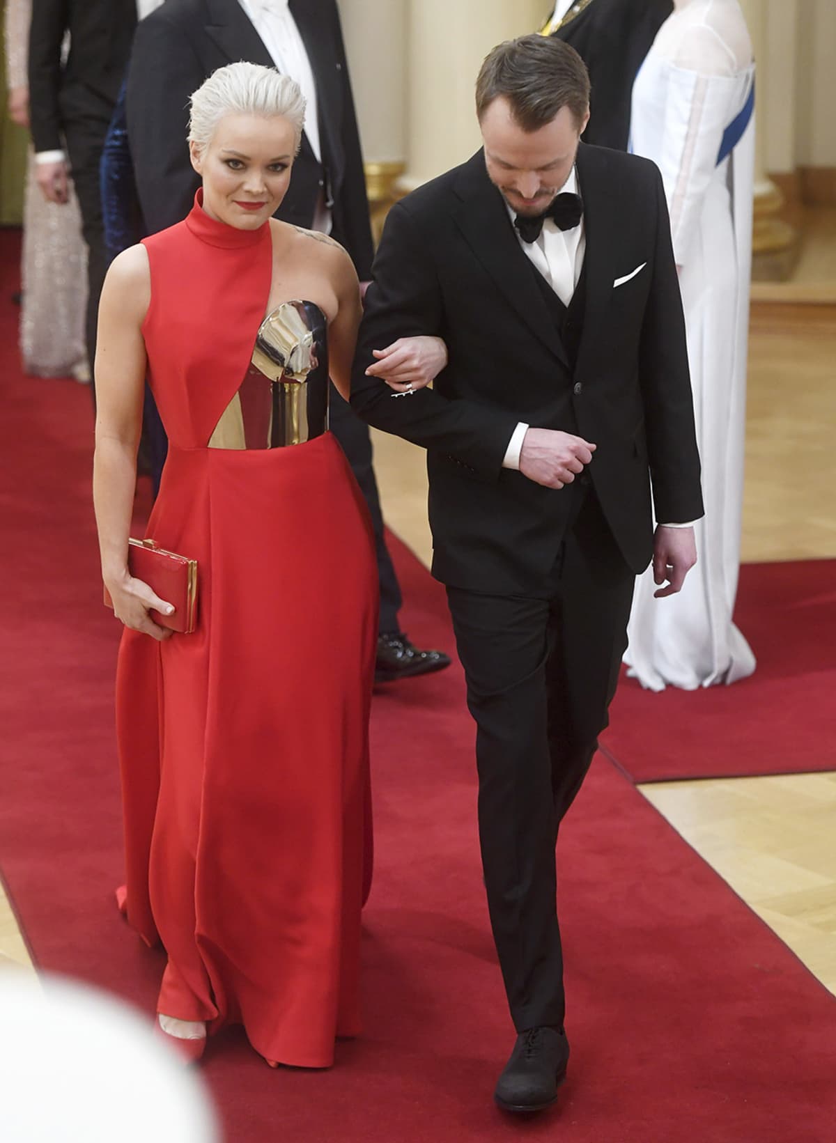 Linnan Juhlat 2024 Puvut Anni Ondrea
