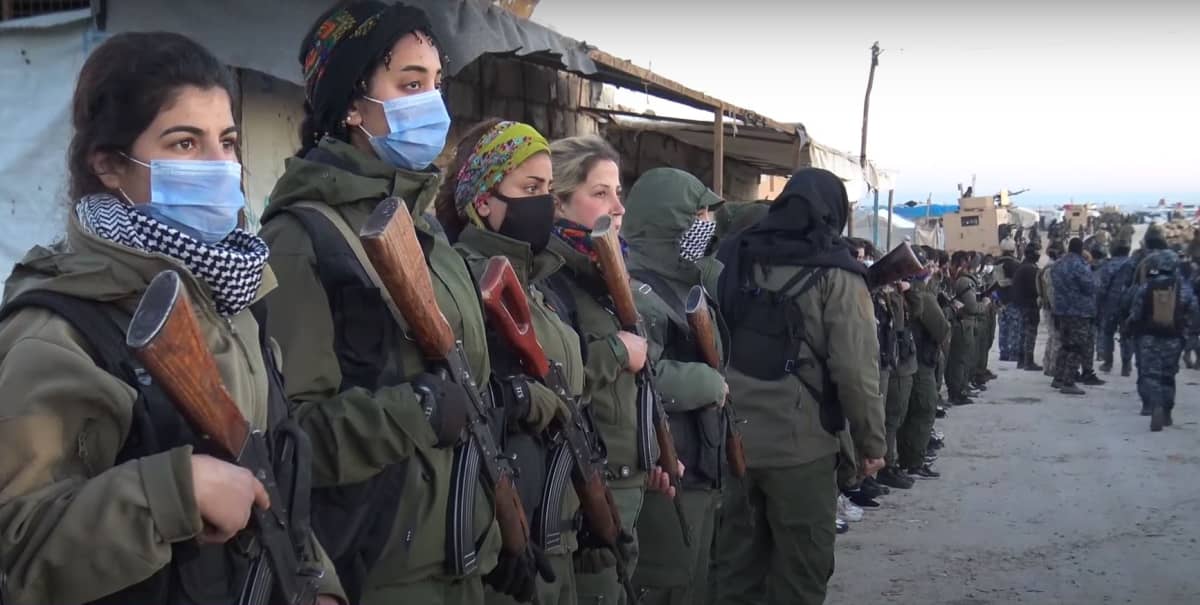 YPG Koillis-Syyriassa toimivan kurdihallinnon armeijan sotilaita.