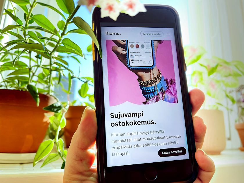 Maksufirma Klarnan kautta pystyy tilaamaan tavaraa toisen nimiin – MOT:n testi osoittaa, kuinka pahasti ruotsalaisyhtiön tietoturva vuotaa - Vimarsana News