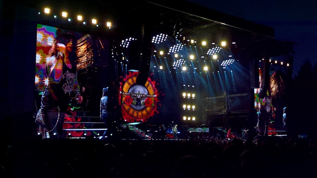 Guns N' Roses yhdistää 1980- ja 1990-lukujen faneja vielä vuosikymmenten jälkeen.