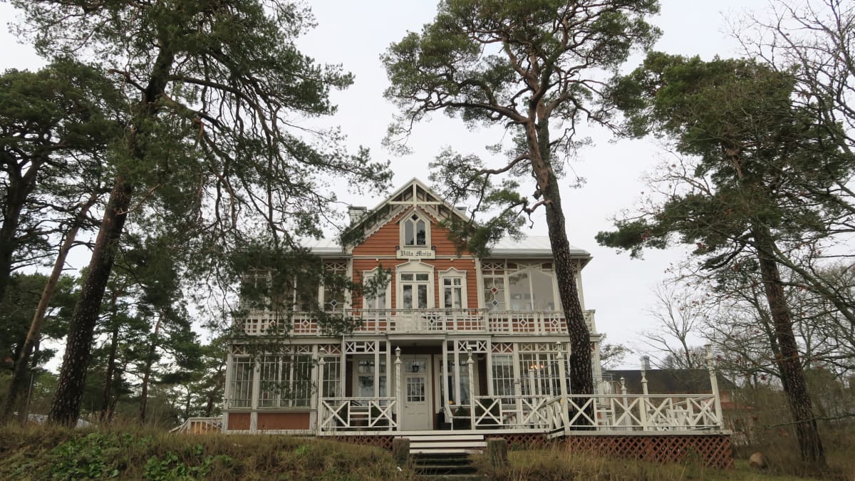 Vuonna 1888 rakennettu Villa Maija on yksi Hangon kuuluisimmista kesähuviloista. 