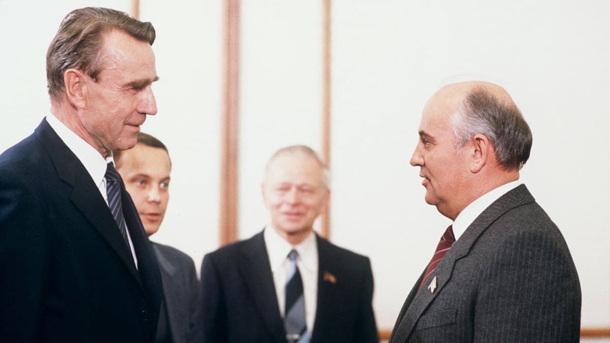 Presidentit Mauno Koivisto ja Mihail Gorbatshov Moskovassa 1985