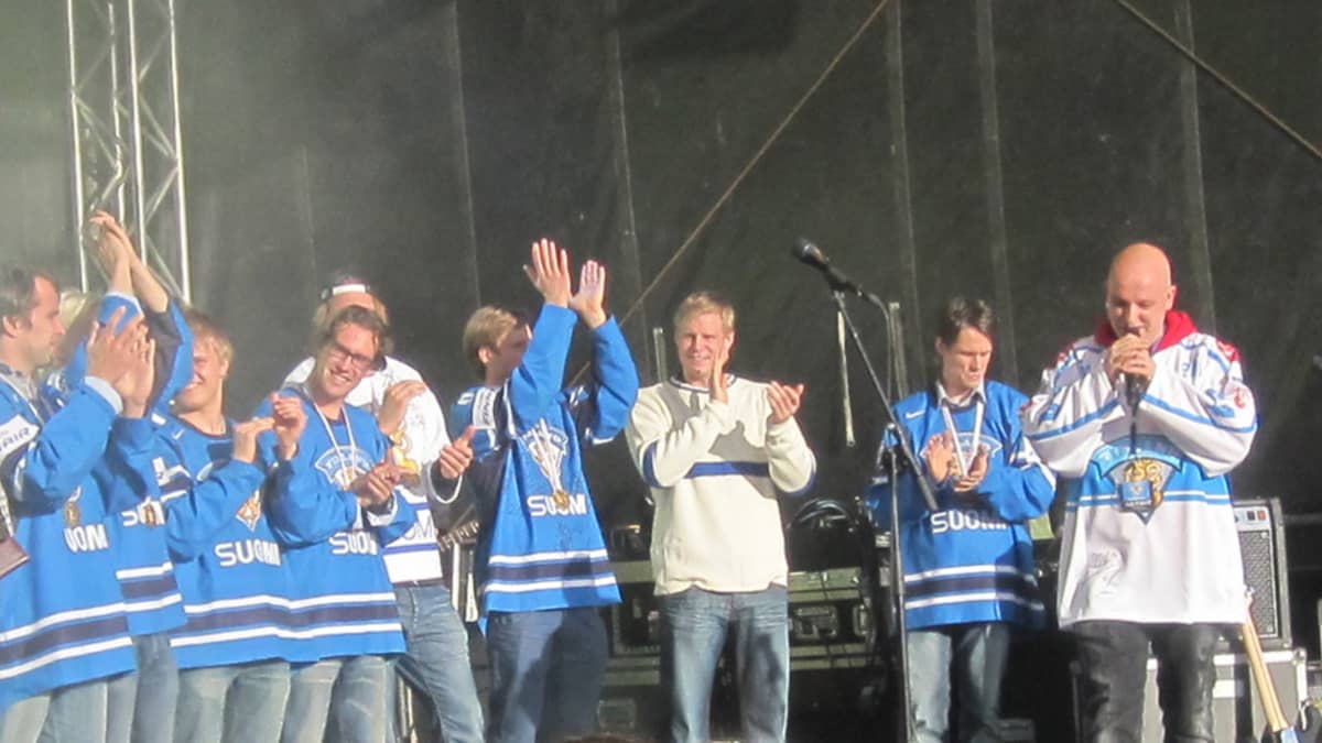 MM-Leijonat 2011 Tampereen keskustorilla.
