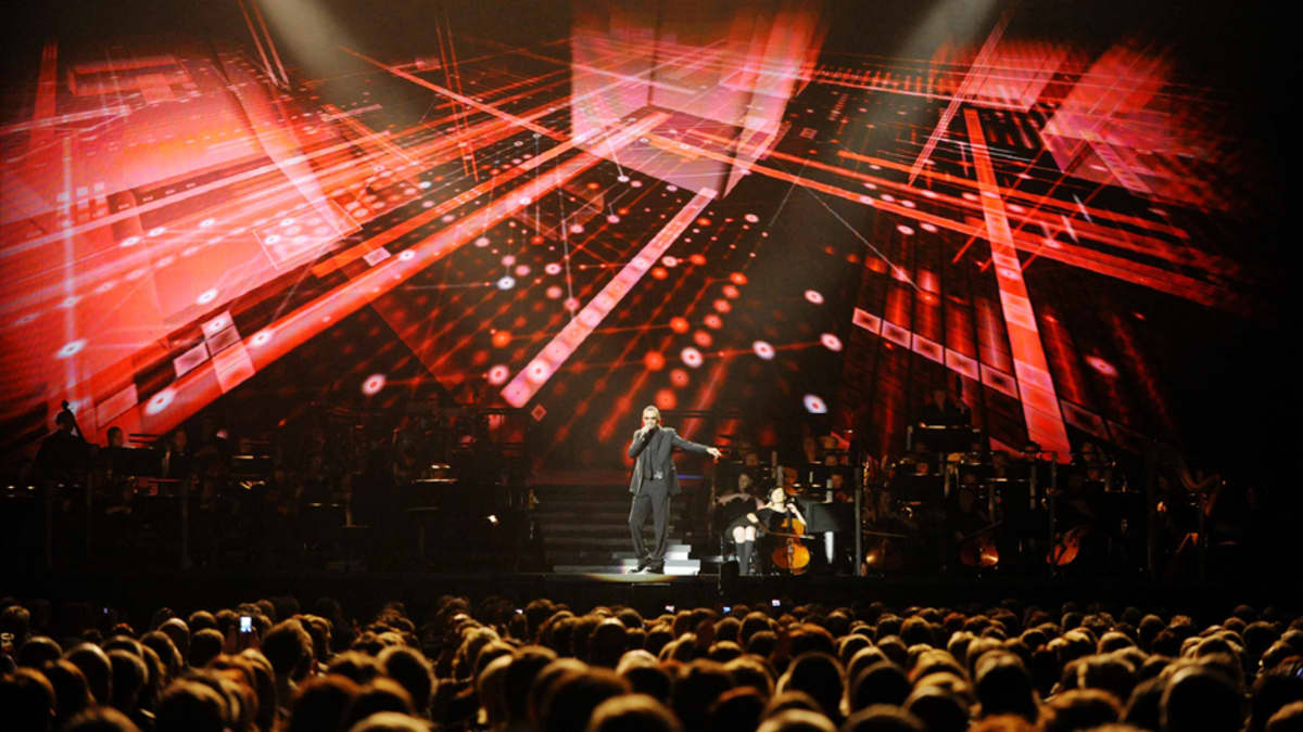 Brittimuusikko George Michael esiintyi lokakuussa 2011 Hampurissa, Saksassa. Elokuussa 2012 Michael tähdittää kesäolympialaisten päätöskonserttia Take Thatin, The Whon ja Emeli Sanden kanssa.  