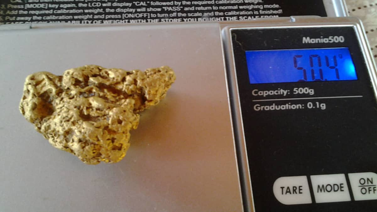 Inarista löytyi 50-grammainen kultahippu | Yle Uutiset