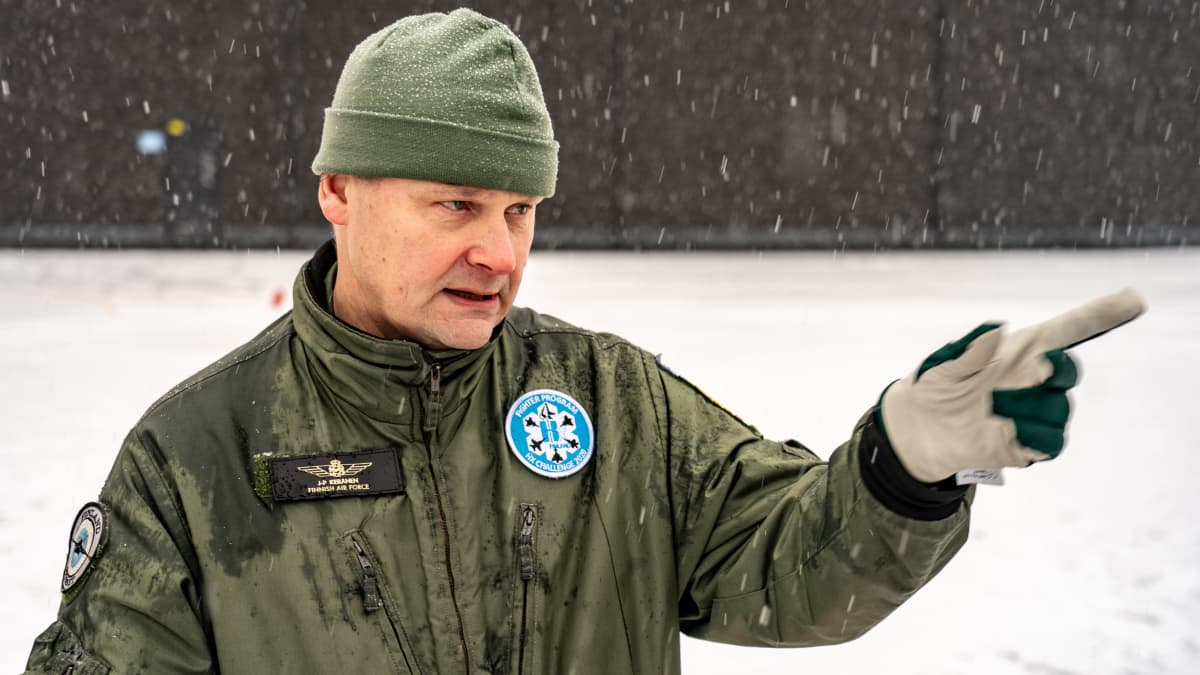 HX-hankejohtaja, eversti Juha-Pekka Keränen.