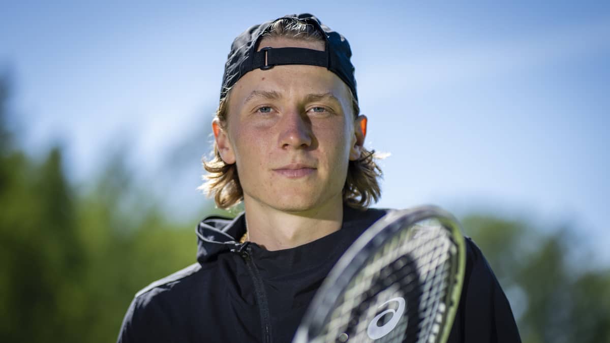 Tennisklassikoita opiskellut Emil Ruusuvuori palaa pelikentille  kovatasoisessa turnauksessa Serbiassa: 