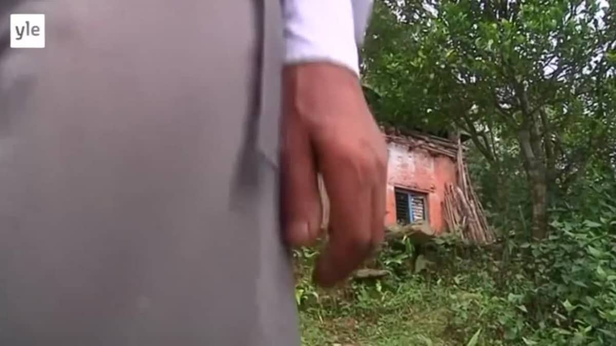 Uutisvideot: Nepalin vanhin koululainen on rehtorin isän ikäinen