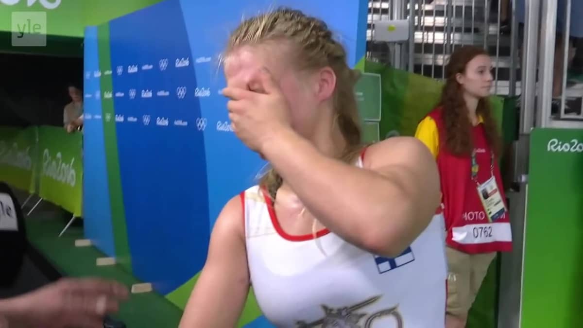 Petra Olli murtui tappion jälkeen: 