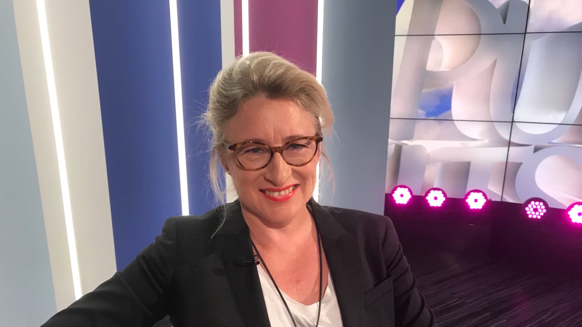 Toimittaja Katja Stahl Loysi Hevosten Lahelta Mielenrauhan Hevoset Ovat Antaneet Turvan Mita En Muualta Saanut Yle Uutiset Yle Fi