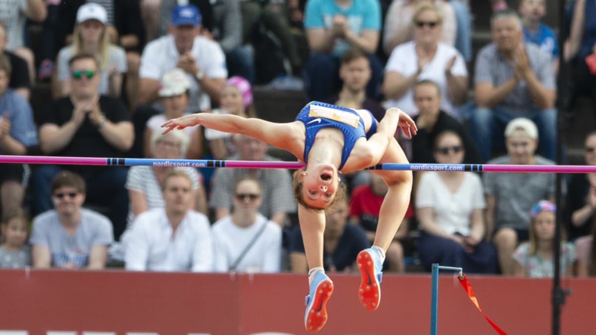 Viimeisellä yli! Ella Junnila hyppäsi Suomen ennätyksen korkeushypyssä –  katso video huippusuorituksesta